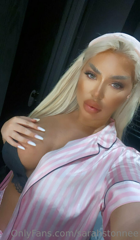 sarahstonnee model pretty pictures