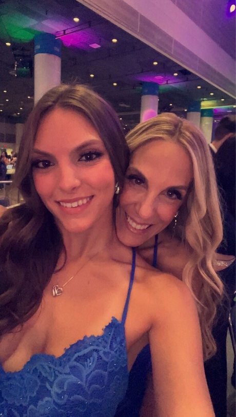 Jackie Aron best model img