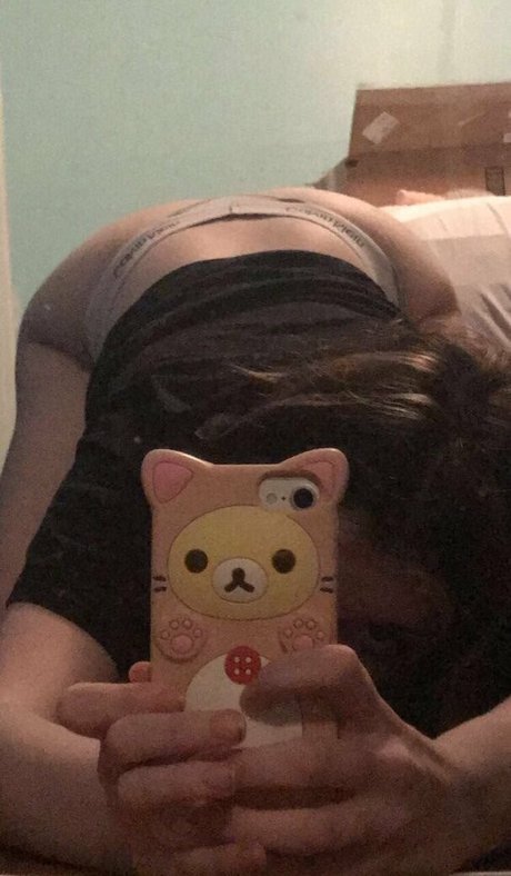 Gutsluvr star nudes archive