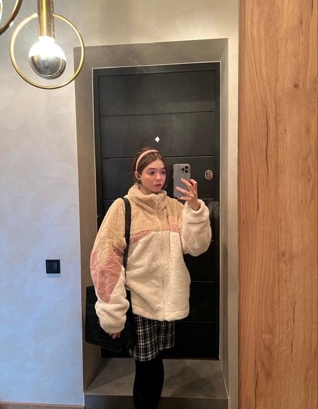 Plumpy mage erotic pornstar photos