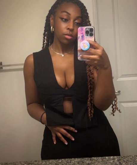 JazzyGuns sex star pics