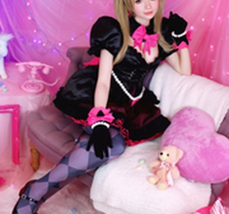 Peachymilky model erotic archive