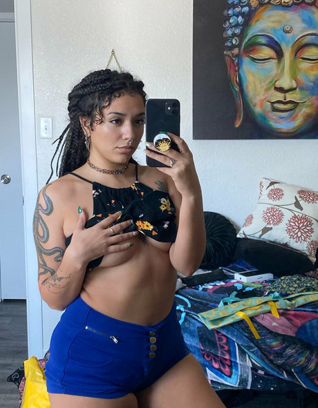 lunamorgantv model sex archive