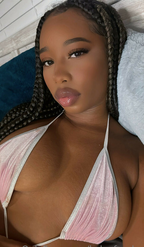 IeshaMarie20 nice model img