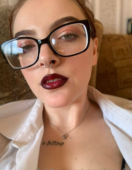 greendream69 exclusive model img