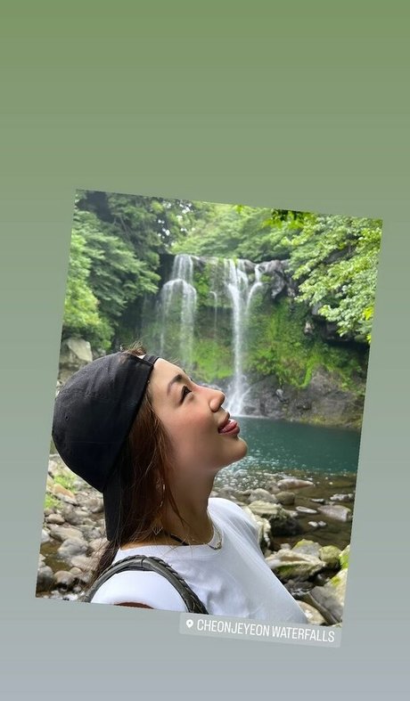 Dajinism model pretty pic