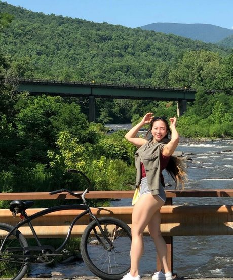 Dajinism nice actress pic