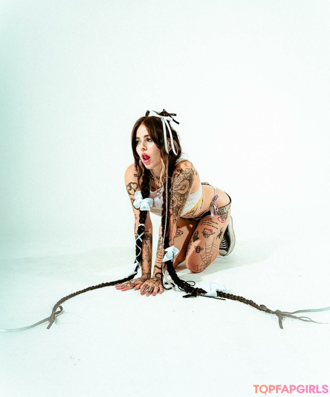 Craysounds model porn photos