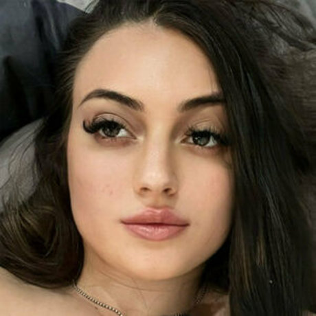 ylenia16vip hot model photos