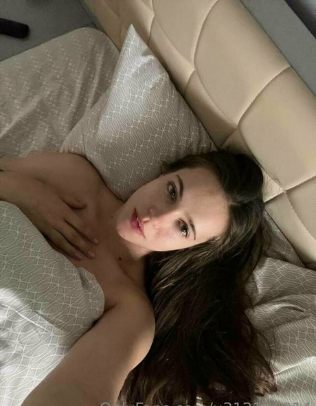 meridianaua top actress photo