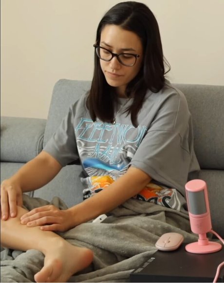 Milena And Lola model perfect img