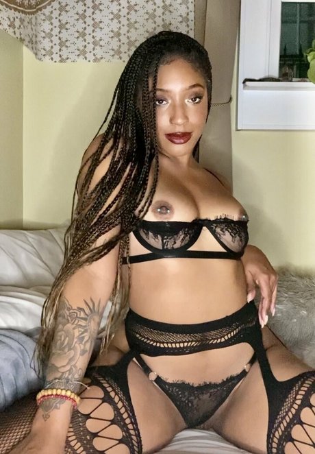 coochiecream actress image