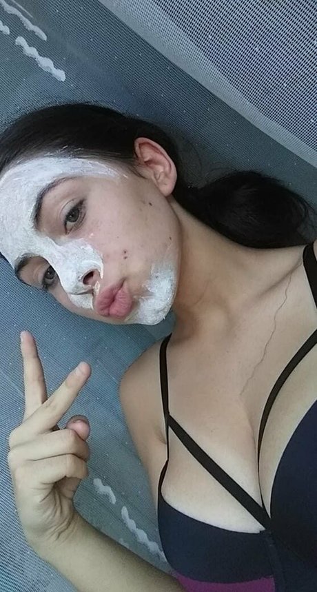 Wiktoria Bystro exclusive model photo