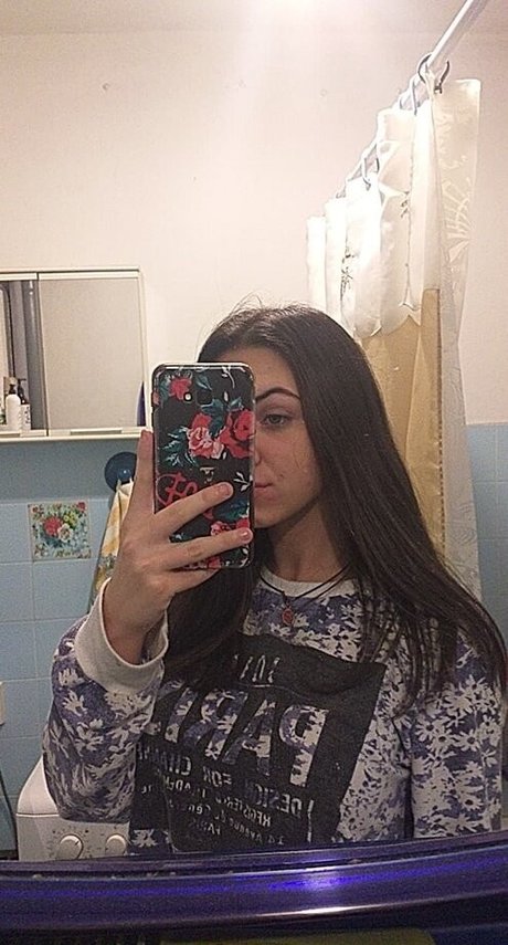 Wiktoria Bystro beautiful star pic