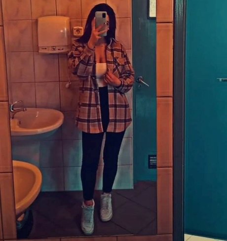 Wiktoria Bystro beautiful model pictures