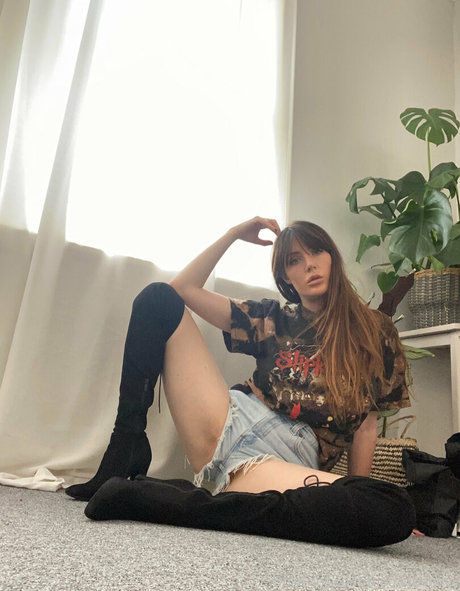 thebadbentley model nudes archive