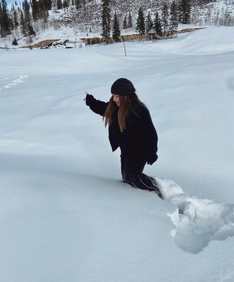 Ilianna hot star galleries