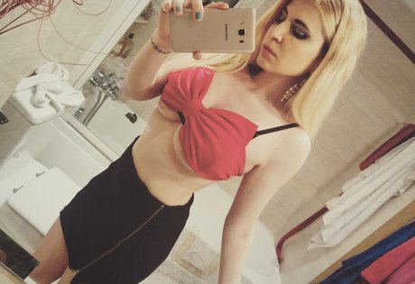 Mireia Rodriguez pornstar nice archive