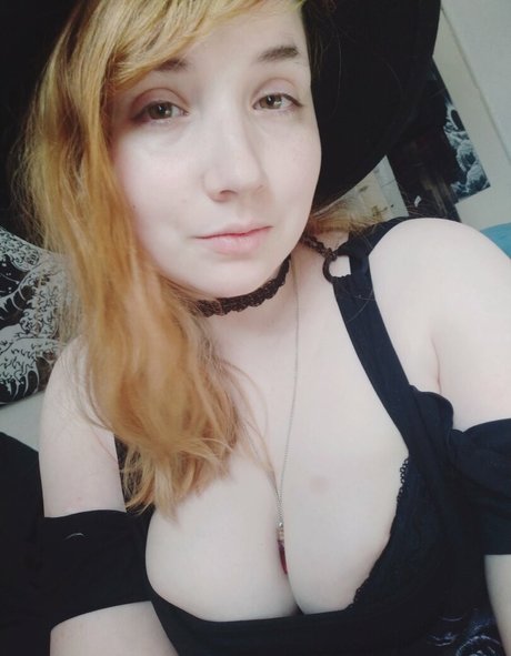 MCSmallyy exclusive model gallery