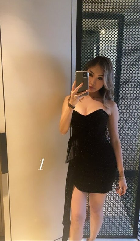 Jasminieyy star adult image