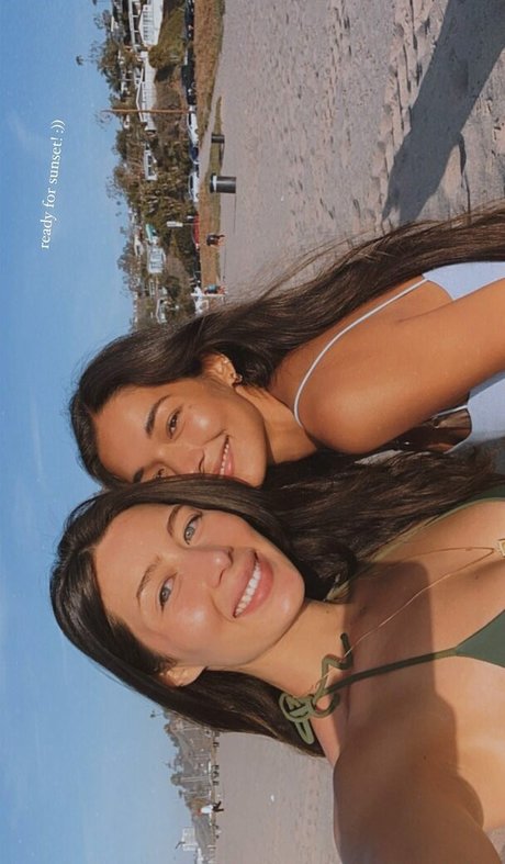 Anelia Moor model top galleries