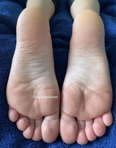 Brooke Jones pornstar nude gallery