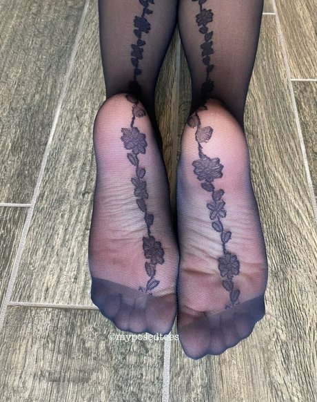 Brooke Jones pornstar hd photos