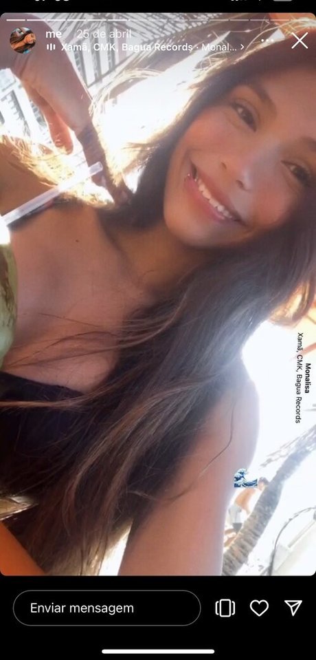 Julia Carneiro star erotic picture