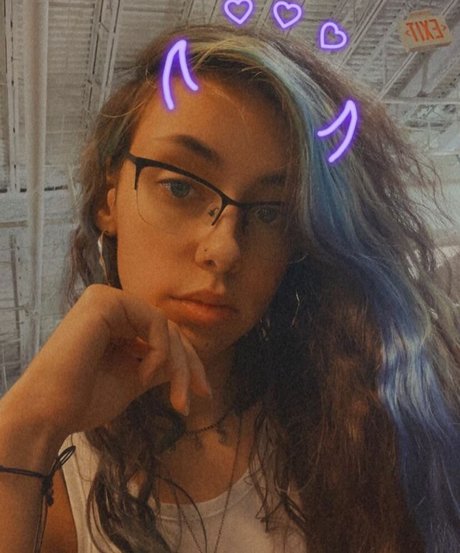 Lexi Lynx star nudes galleries