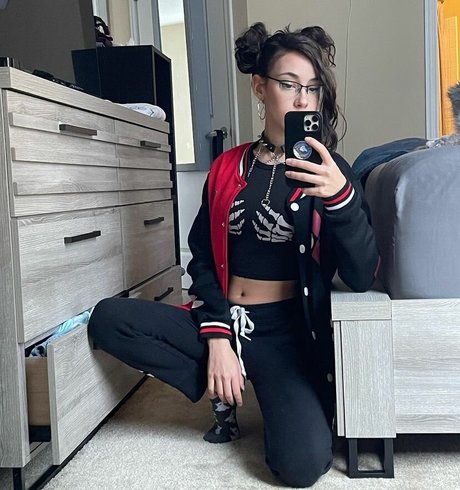 Lexi Lynx model adult archive