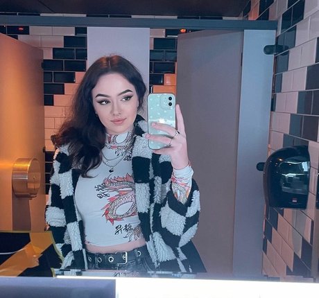 misbehavedjade hd pornstar picture