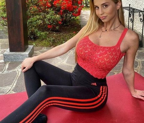 Meria Arreghini erotic pornstar archive