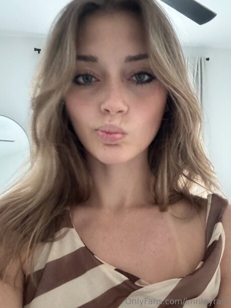 imrileyrain model high quality images