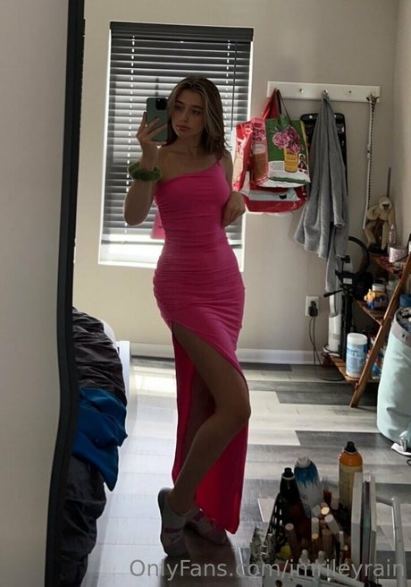 imrileyrain pornstar nudes photos