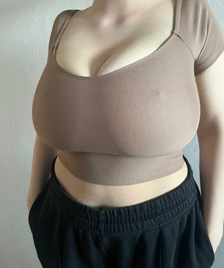 Romashley pornstar exclusive pictures