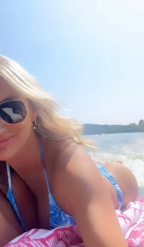 Kitcate xxx actress image