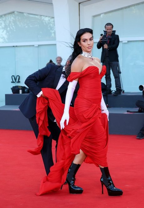 Georgina Rodriguez free pornstar pic