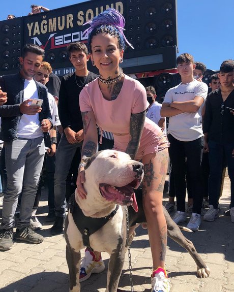 Yagmur Simsek_ star high quality pics