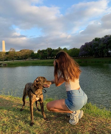 Fernanda Mota Farhat model art img