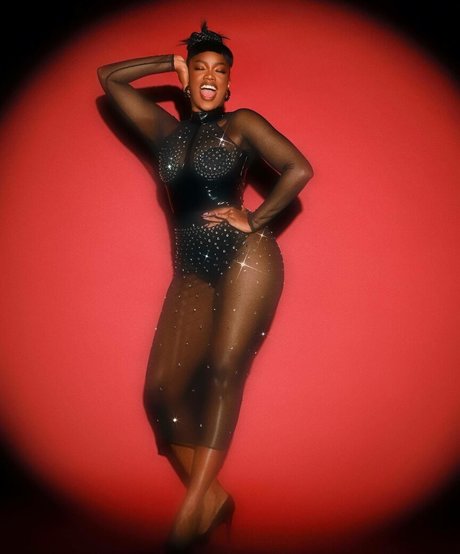 Iza Cantora nice model galleries