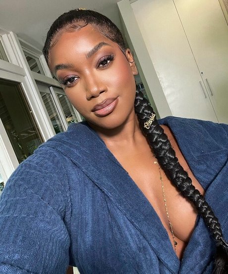 Iza Cantora xxx model img