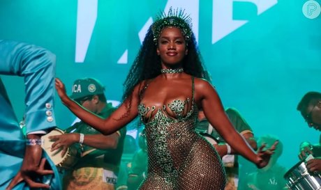 Iza Cantora erotic actress pic