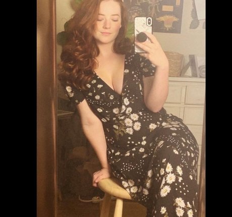 Goodnight Moon exclusive actress picture