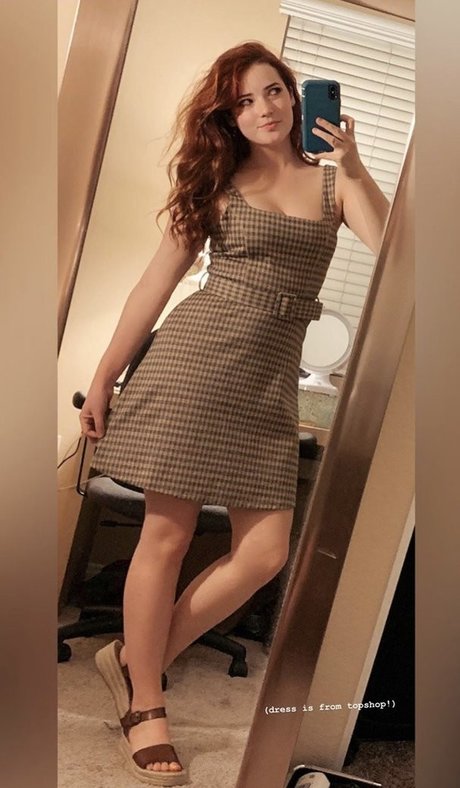 Goodnight Moon actress pic