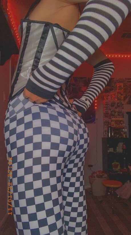 Whisperfem hot pornstar pic