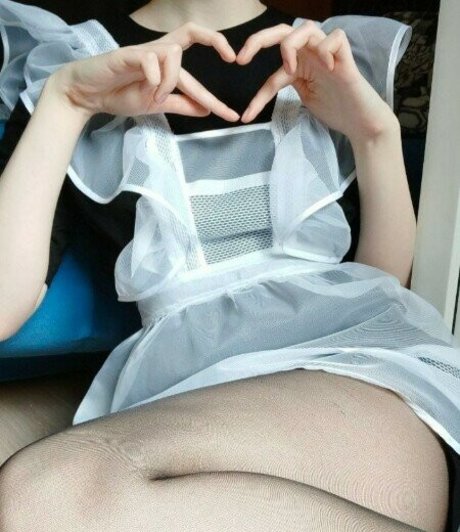 _cleo strio_ nude actress picture