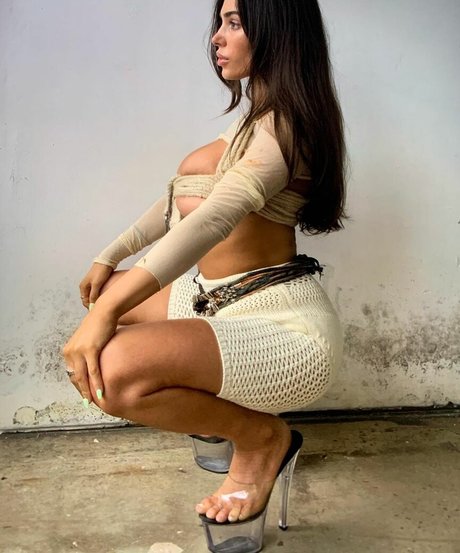 Bianca Censori sexy pornstar image