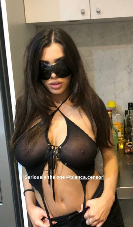 Bianca Censori pornstar pretty pictures