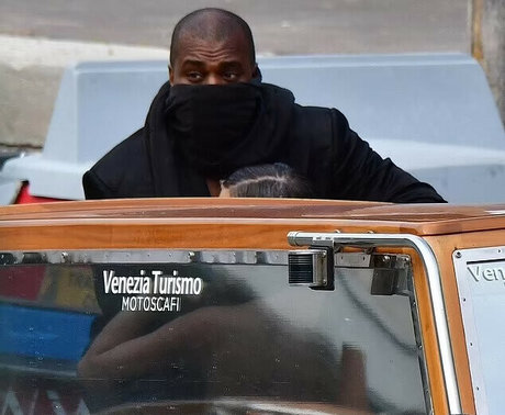 Bianca Censori star nude galleries