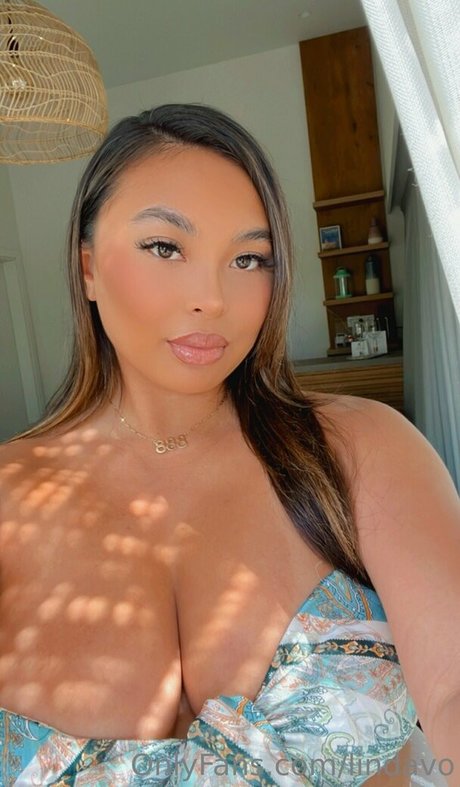 Linda Vo star pretty photos